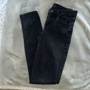 Vince ‘Riley’ Skinny Jeans